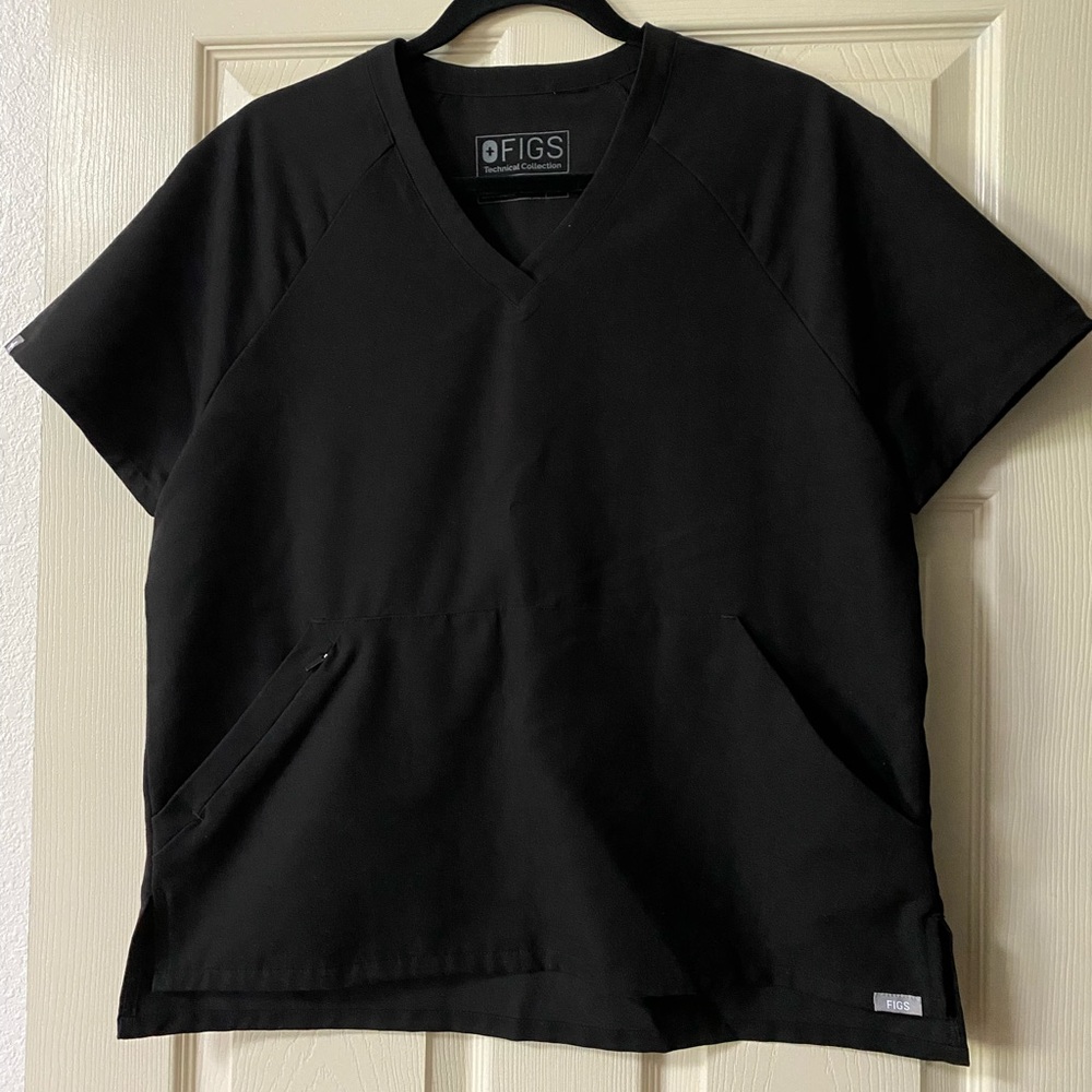 FIGS Batara Top + Zamora Bottoms Bundle